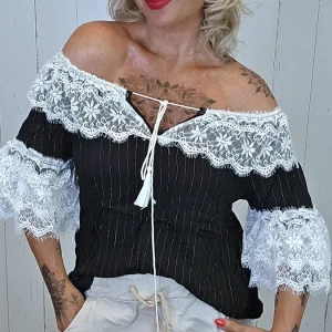 Bluse med blonder svart