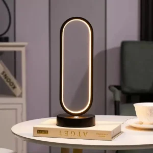 LumiStyle - Stilren Moderne LED-bordlampe for Enhver Innredning