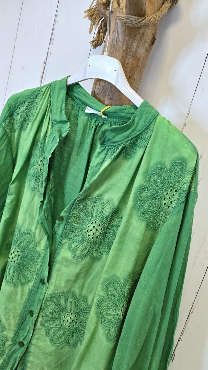 Elin brodert bluse grønn - Image 4