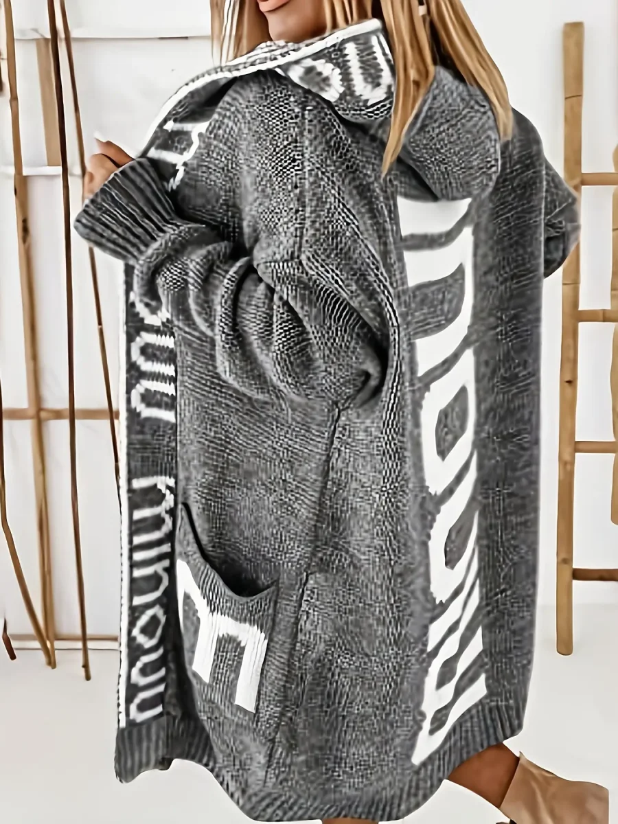 KnitElegance - Strikket Lang Cardigan for Trendy Lag-på-Lag Stil