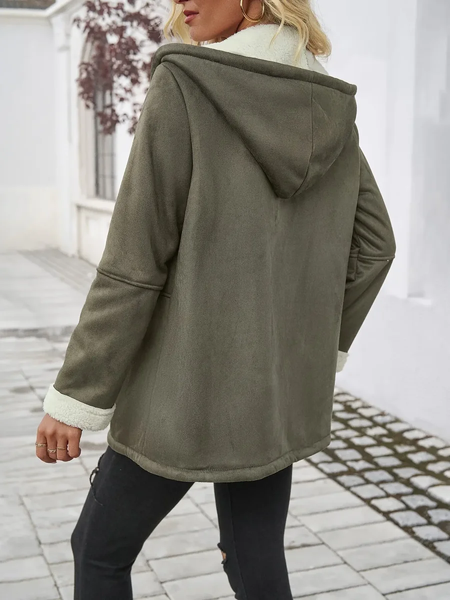 ChicLayer - Stilig Hettejakke til Kvinner for Perfekt Uformell Look - Image 4