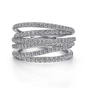Flerlags Kryssring med Glitrende CZ-Steiner – Trendy Statement Ring for Kvinner