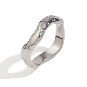 Bølget Ring i 18K Gullbelagt Rustfritt Stål | Elegant Ring til Dame