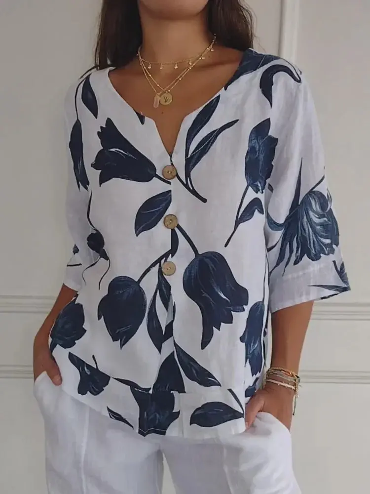 LuxeStyle - Elegant Bluse med V-hals for Enhver Anledning - Image 2