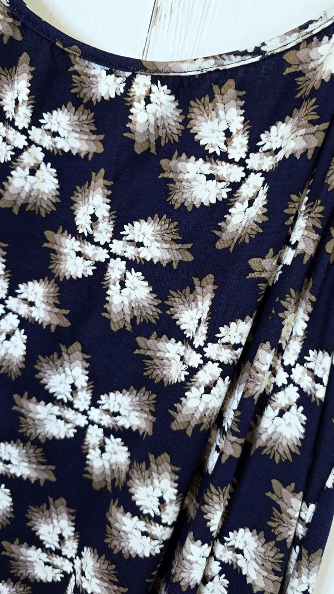 Klara singlet Blå med blomster - Image 6