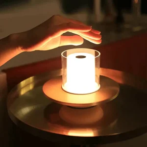 FlameGlow - Sikker LED-Induksjonsstearinlys for Hygge og Sjel