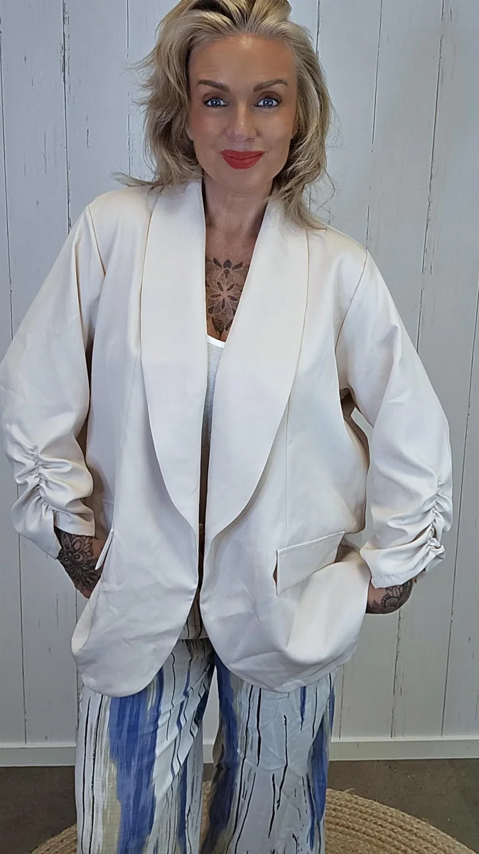Tina blazer beige