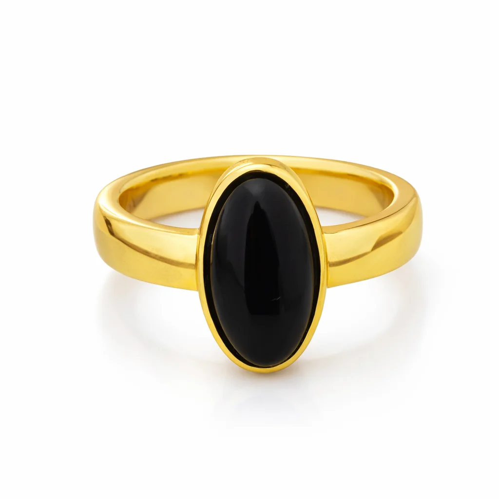 Gullfarget Ring med Sort Oval Rhinstein – Elegant og Trendy Statement Ring