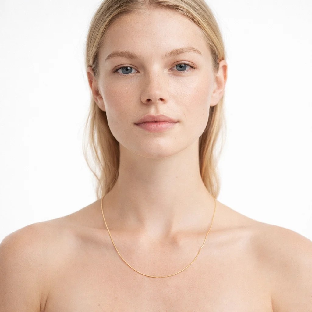 Tynt Snake Chain Halskjede i Gullfarget Stål – 1 mm Minimalistisk Choker (16–20") - Image 5