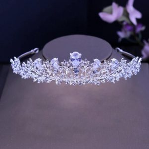 Diadem til brudekjole