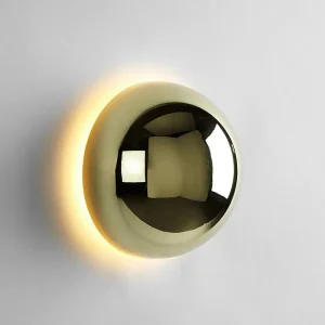 LumenWave - Elegant Vegglampe for Moderne Interiør