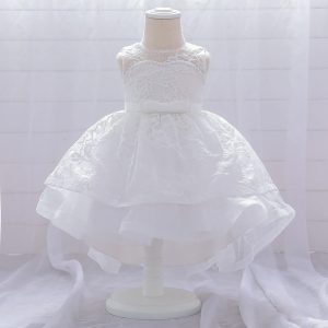 Seremoniell kjole for babyjenter