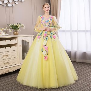 Prinsessekjole med ermer lys