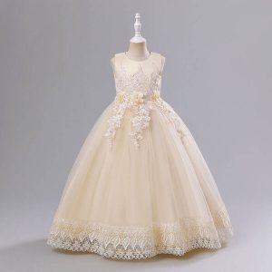 Prinsessekjole til en 8 år gammel jente