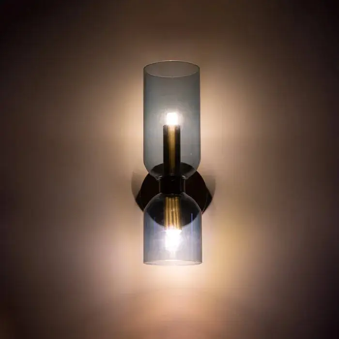 LumoSphere - Stilren Vegglampe med Dobbelt Glasshode for Eleganse - Image 5