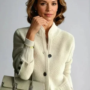 Elena – Elegant Strikket Cardigan for Alle Sesonger
