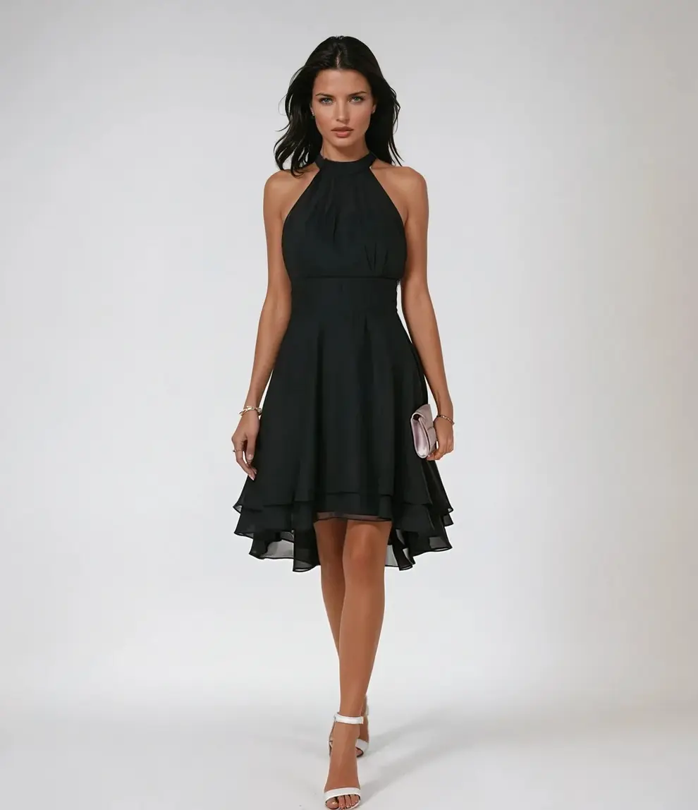 NoireLuxe - Elegant Halterneck Maxi Kjole